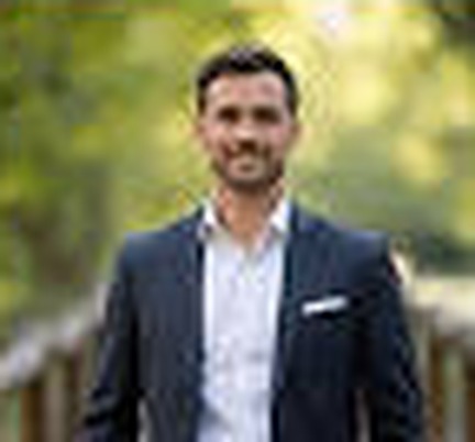 CEO of Marketing Wiz Pro